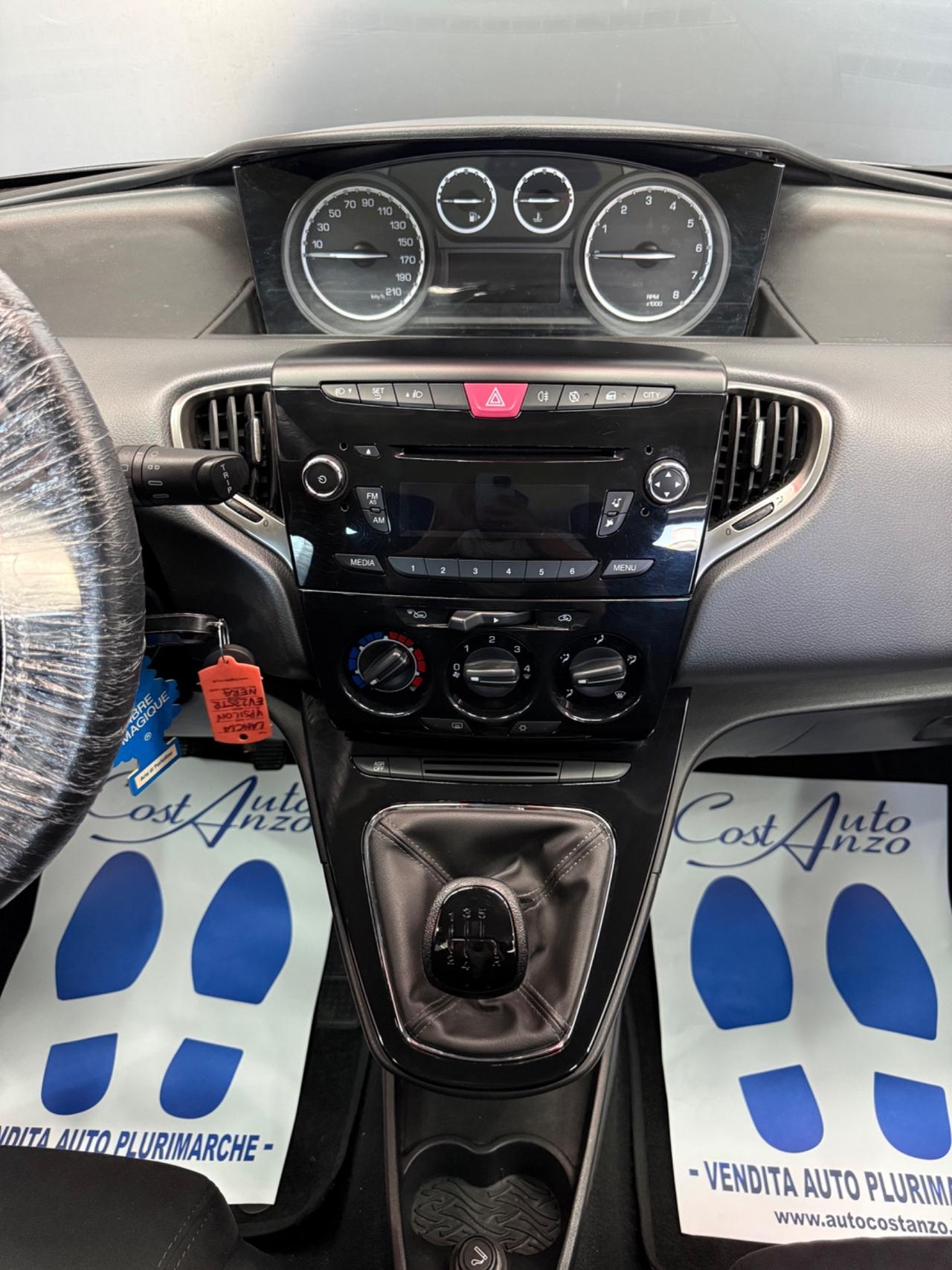 Lancia Ypsilon 1.2 Benzina Platinum 2014