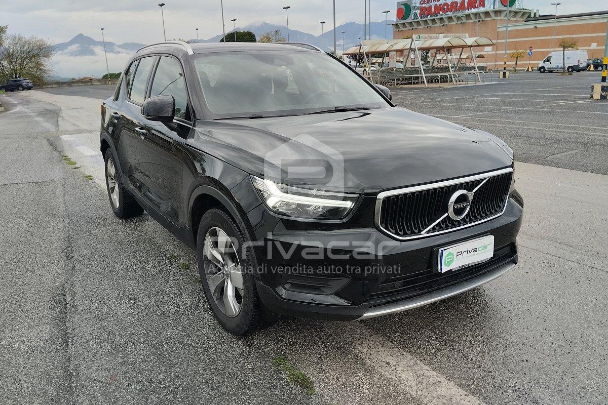 VOLVO XC40 T3 Momentum