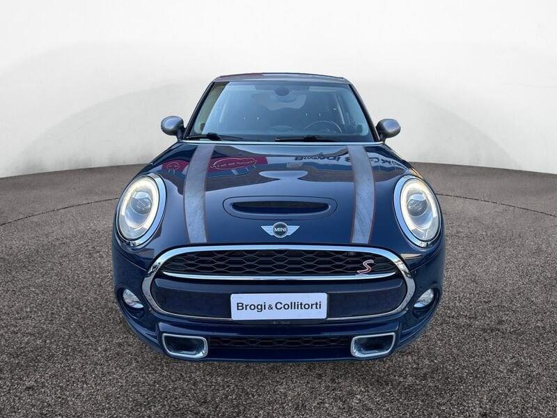 MINI Mini IV F55-F56 2014 5 Porte 2.0 Cooper SD Auto