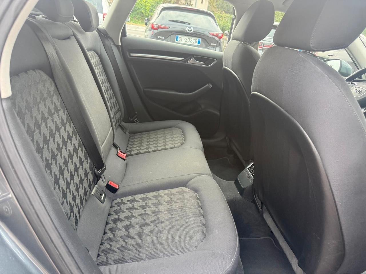 Audi A3 SPB 1.6 TDI Young