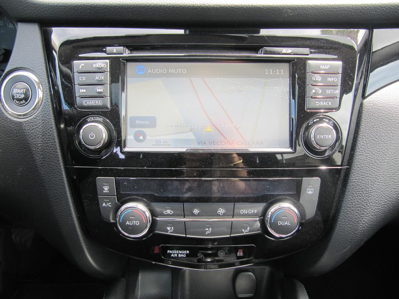 Nissan Qashqai 1.6 dCi 4WD Tekna tetto panoramico