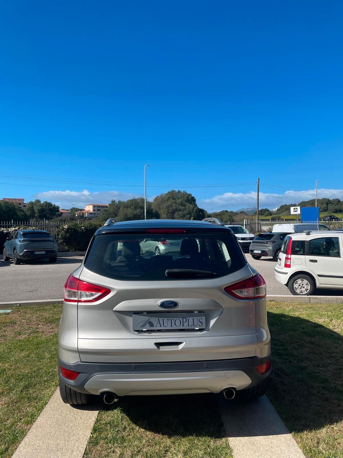 Ford Kuga 2.0 TDCI 140 CV 2WD Titanium