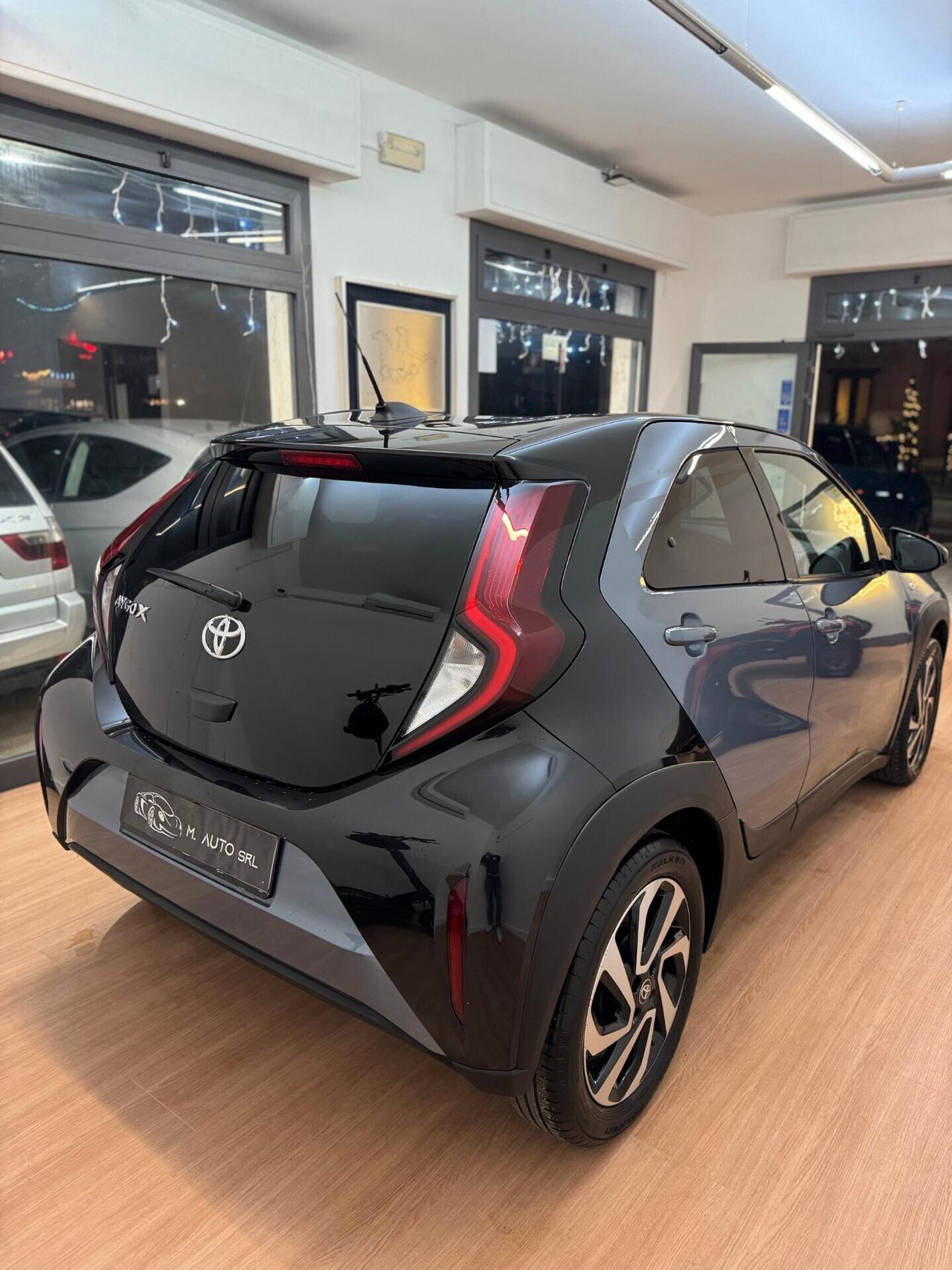 Toyota Aygo X 1.0 5 porte Active N.O.L.L.E.G.G.I.O