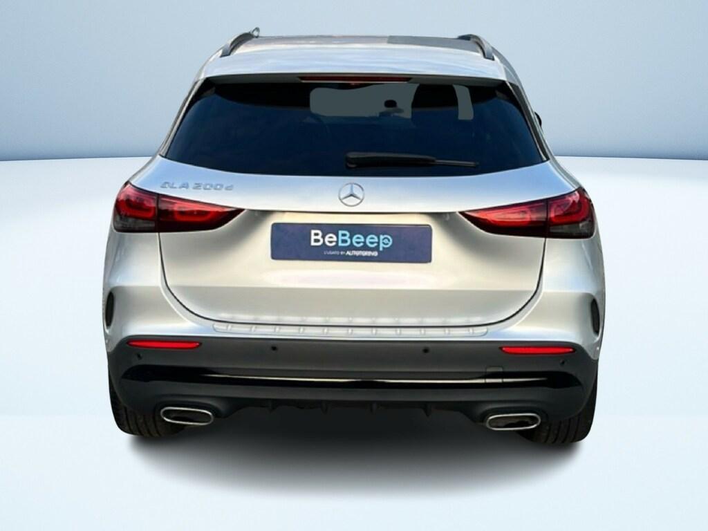 Mercedes GLA 200 200 D Premium 8G-DCT