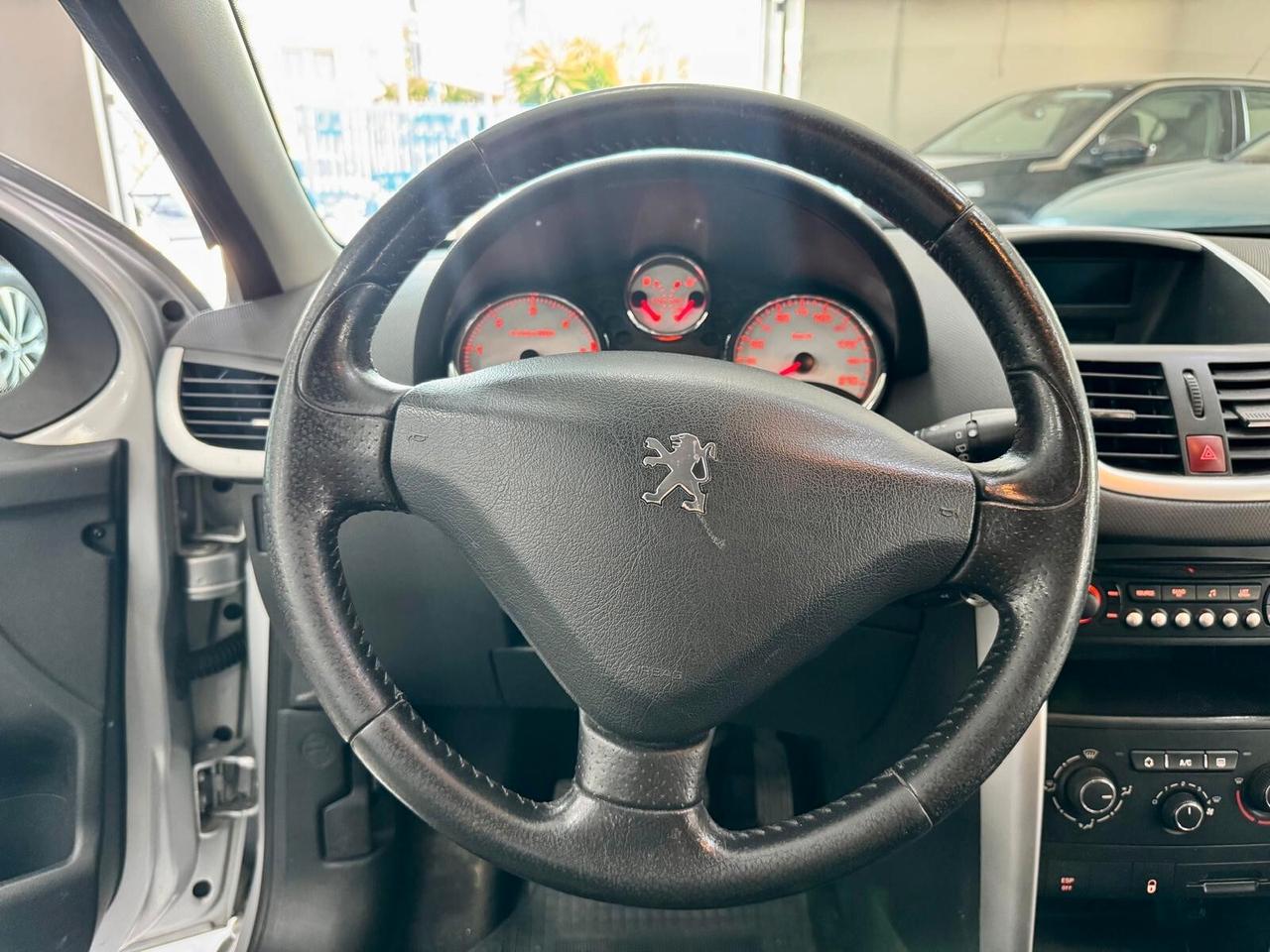 Peugeot 207 1.4 HDi 70cv 5p. 10/2011