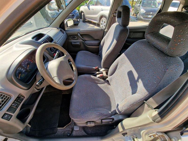 Suzuki Ignis Ignis 1.3i 16V cat 4WD