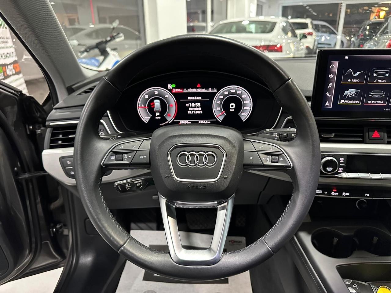 Audi A4 Avant 30 2.0 tdi s-tronic