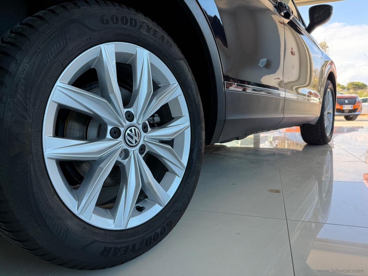 VOLKSWAGEN Tiguan 2.0 TDI DSG Business BMT