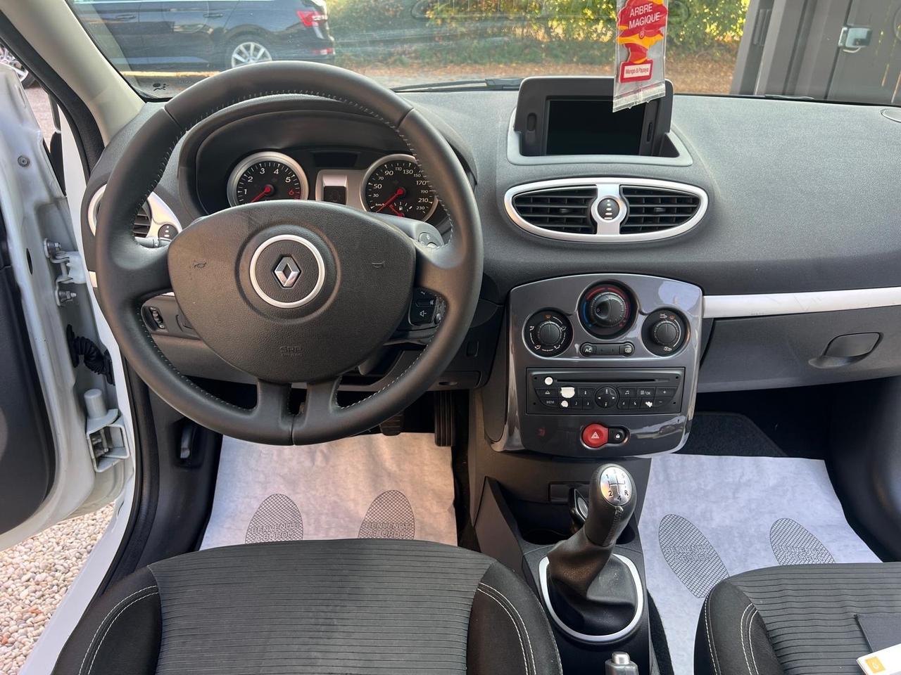Renault Clio 1.2 16V 5 porte GPL Dynamique
