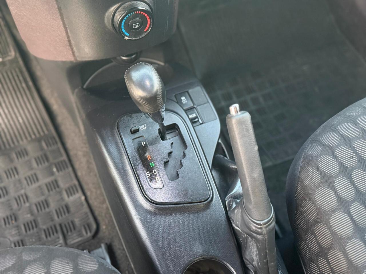 Toyota IQ 2009 Cambio Automatico