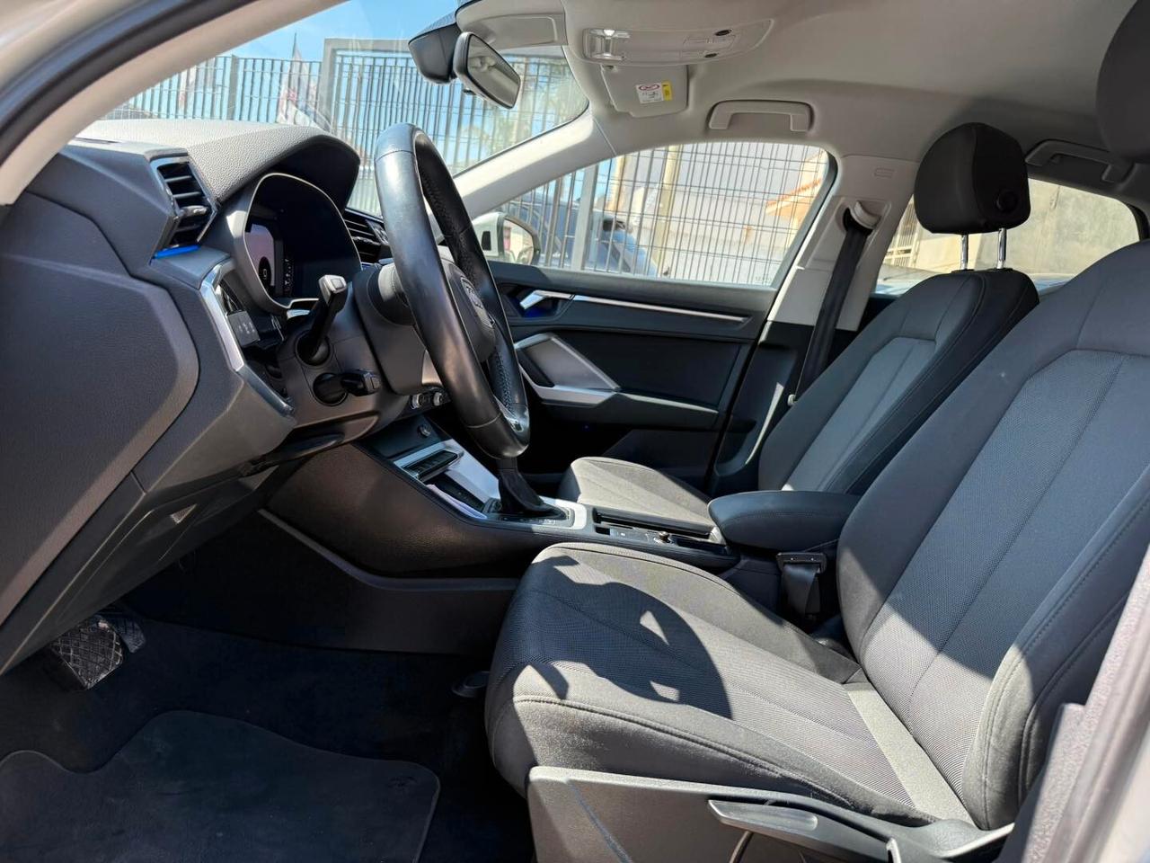 Audi Q3 35 TDI S tronic