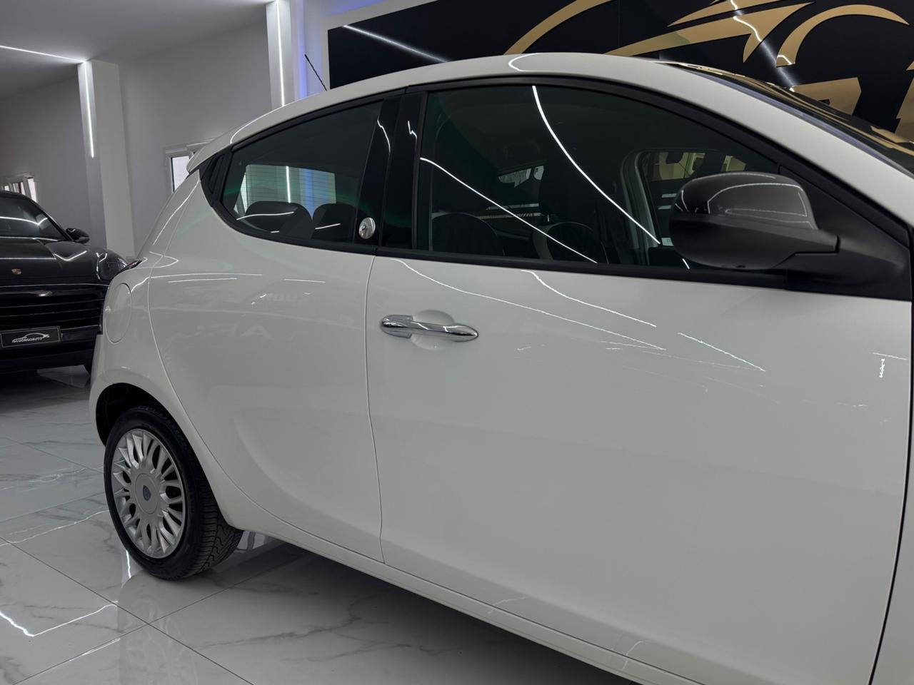 Lancia Ypsilon 1.2 GPL Ecochic Platinum