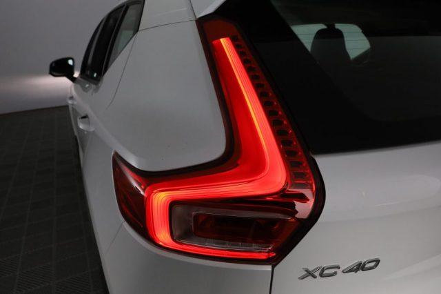 VOLVO XC40 XC40 T2 Geartronic Momentum Pro