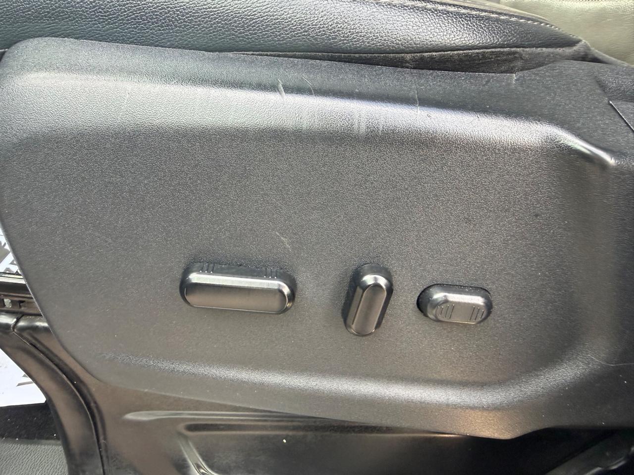 Ford Tourneo Custom 320 2.0 TDCi 185CV MHEV PL Titanium X