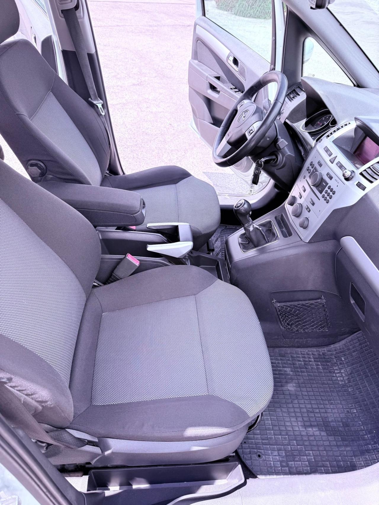 Opel Zafira 1.6 16V metano