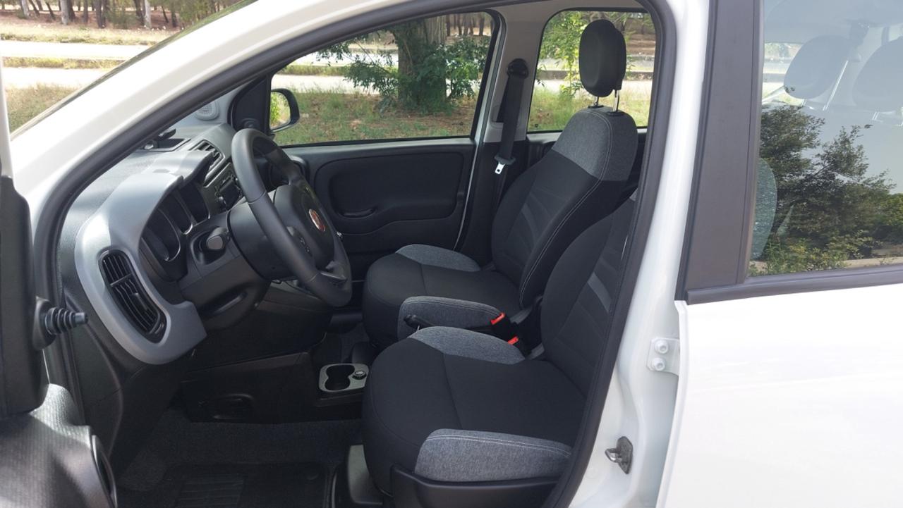 Fiat Panda 1.0 Hibryd 2022 uniproprietario 2 disponibili