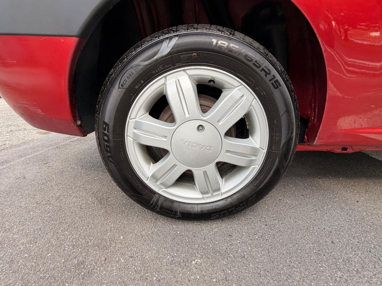 Dacia Logan MCV 1.6 5 posti Lauréate *GPL 2030*