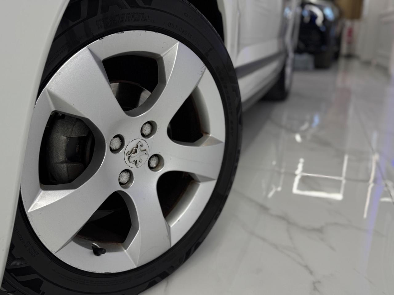 Peugeot 3008 1.6 HDi 110CV Premium Full Opt