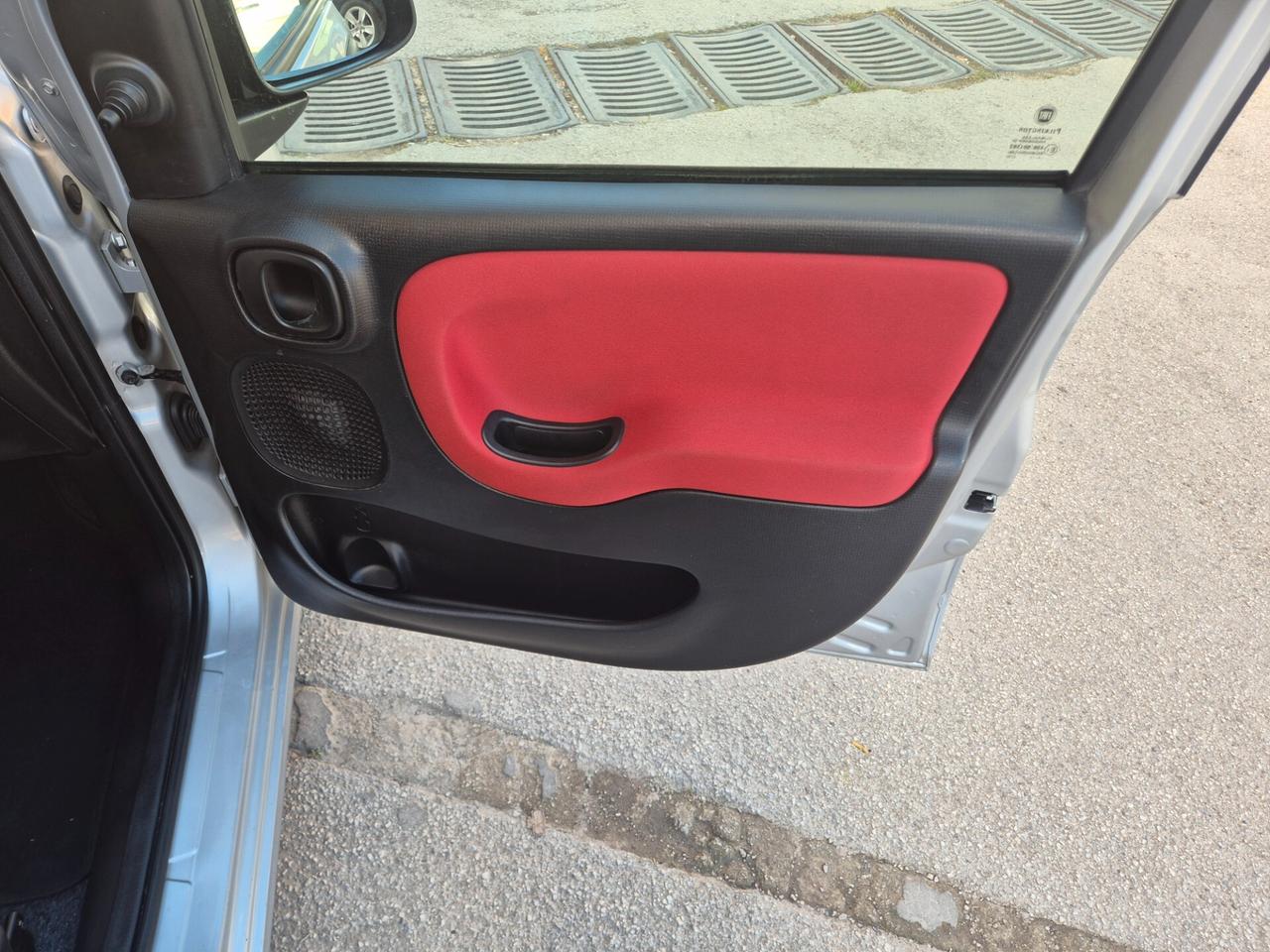 FIAT PANDA 1.2 BENZINA 70 CV ANNO 2016 KM CERTIFICATI