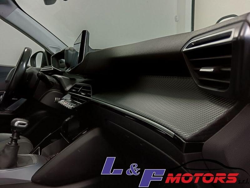 Peugeot 2008 2008 BlueHDi Allure Navi Pack