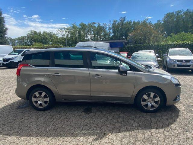 PEUGEOT 5008 1.6 VTi 120CV Tecno