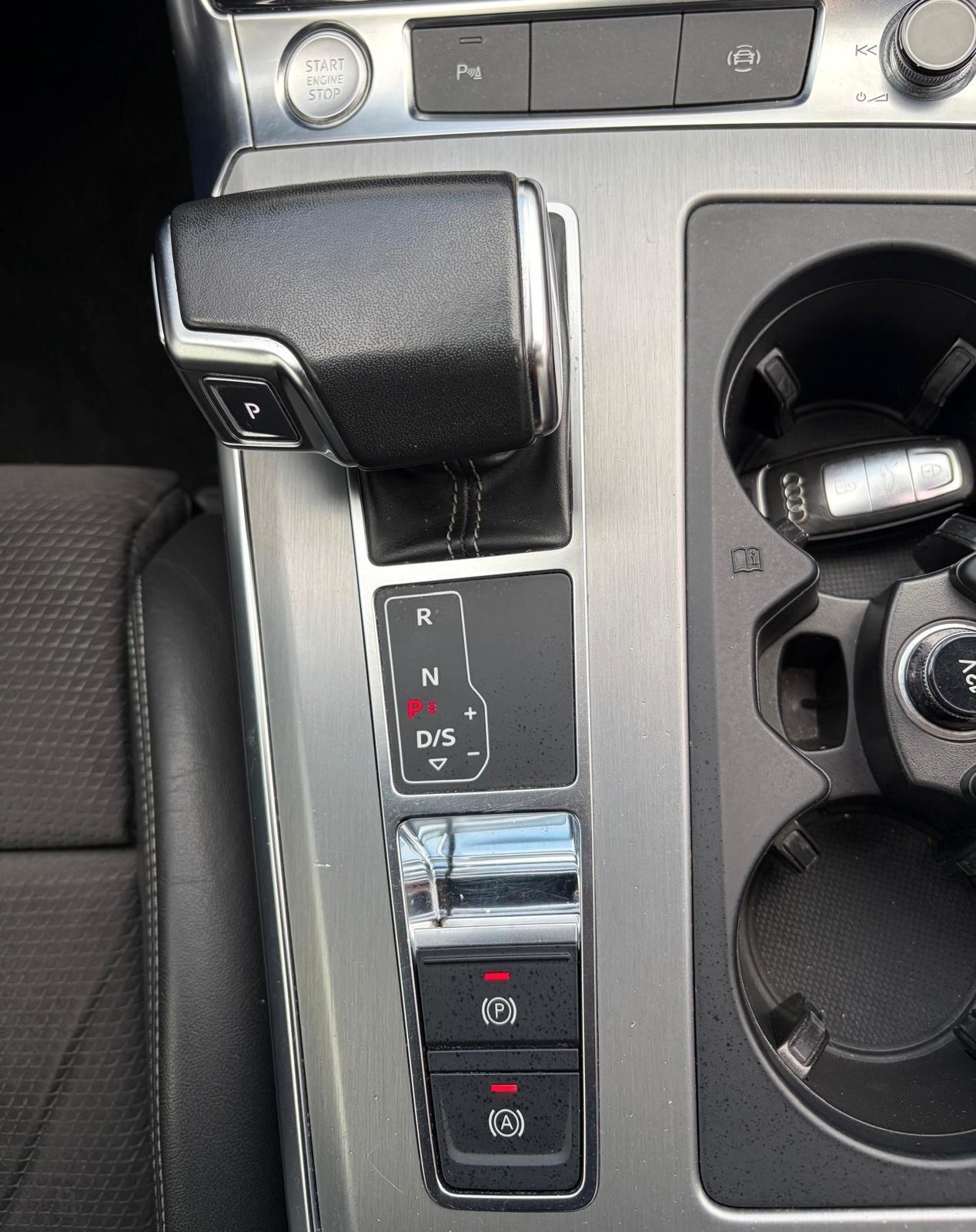 AUDI A6 AVANT 45 3.0 TDI V6 S-LINE QUATTRO!