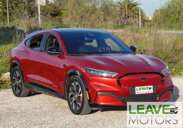 Ford Mustang Mach-E AWD 351 CV (M1483)