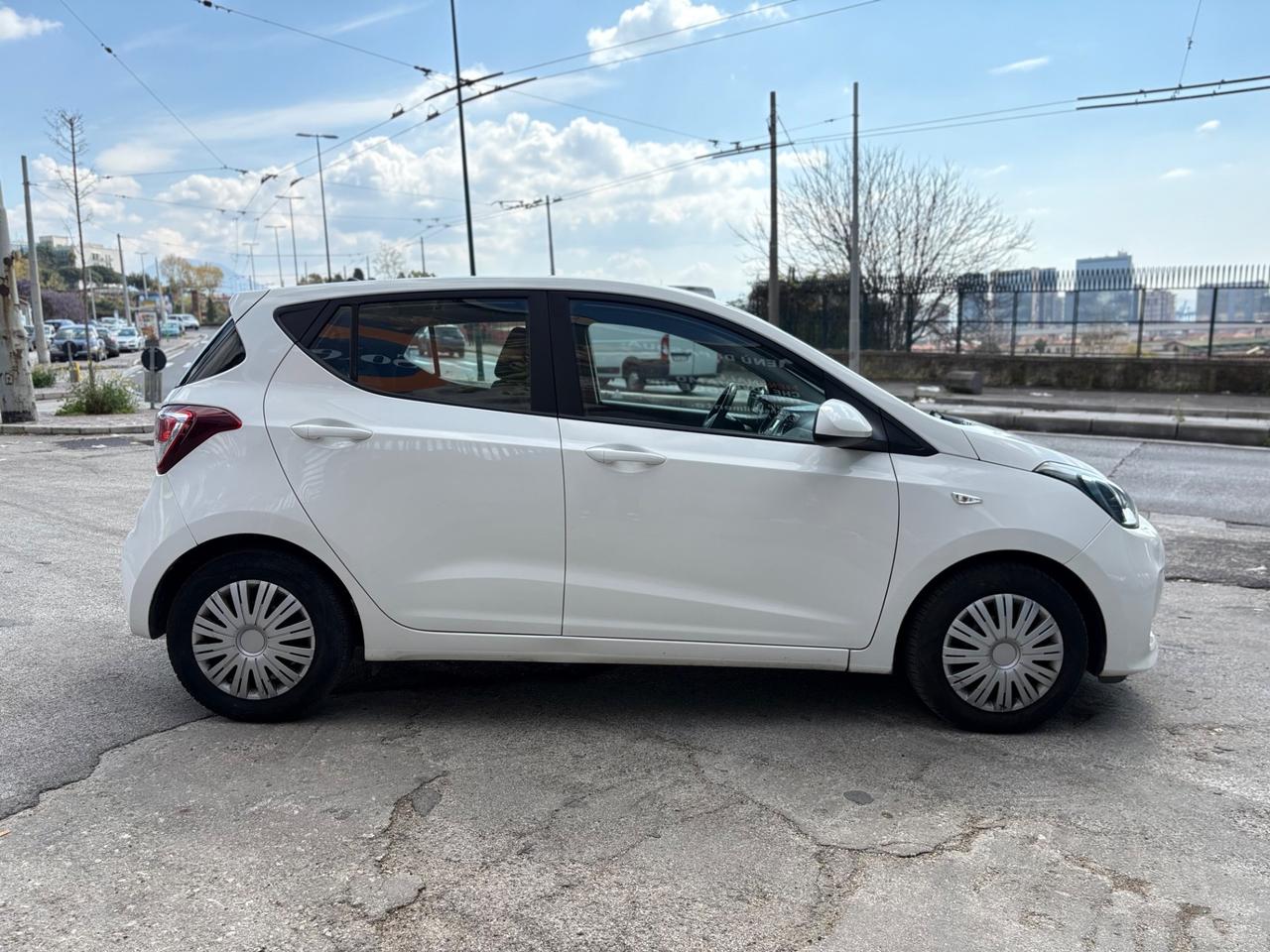 Hyundai i10 cc 1.0 benzina 2018