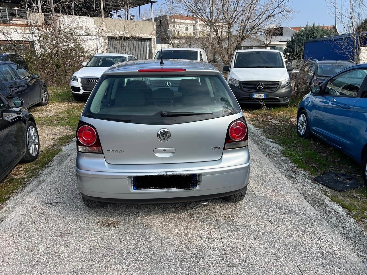 Volkswagen Polo 1.4/80CV TDI 5p. Sportline