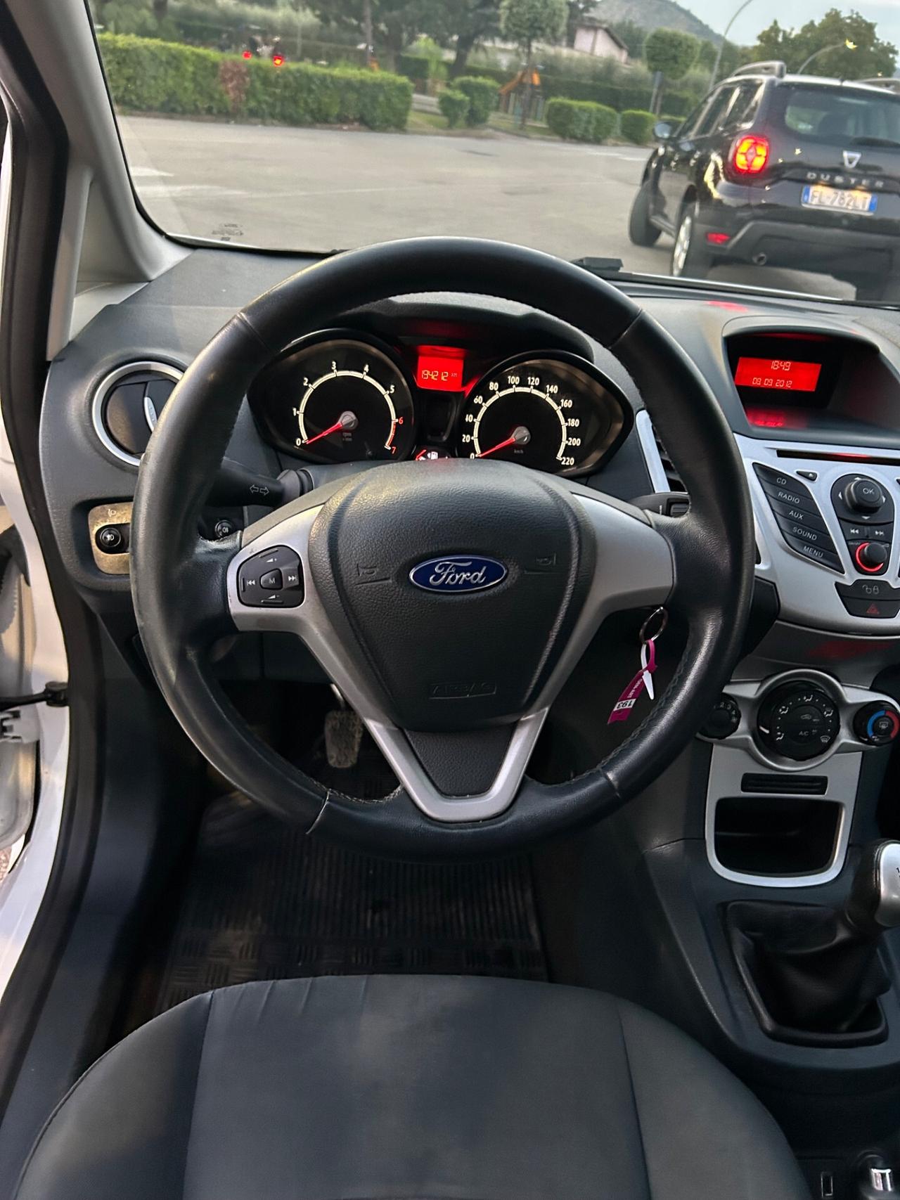 Ford Fiesta 1.2 82CV 3 porte Titanium - 11/2011