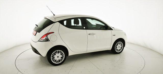 LANCIA Ypsilon 1.2 69 CV 5 porte GPL Ecochic Silver