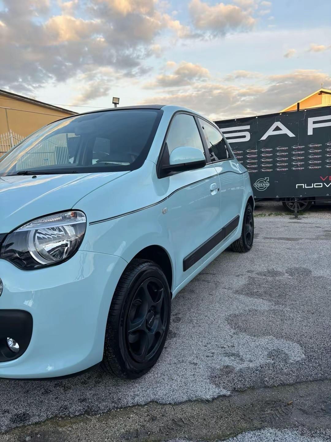 Renault Twingo SCe EDC Intens