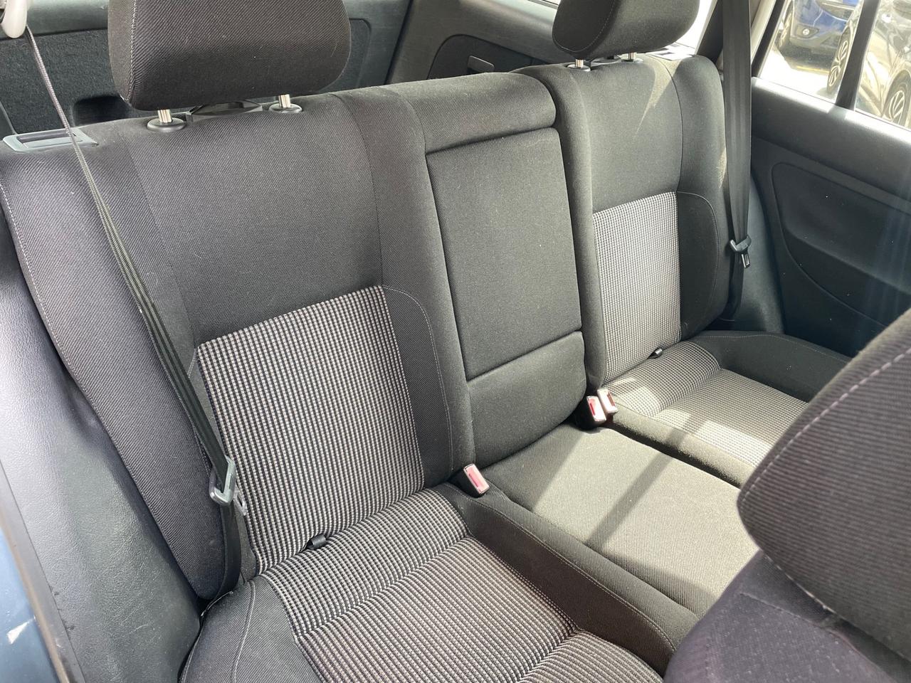 VW Golf Variant 1.6 16V Highline/1PROP/GARANZIA