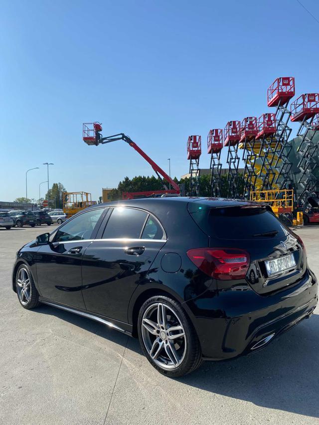 MERCEDES-BENZ A 180 d Sport