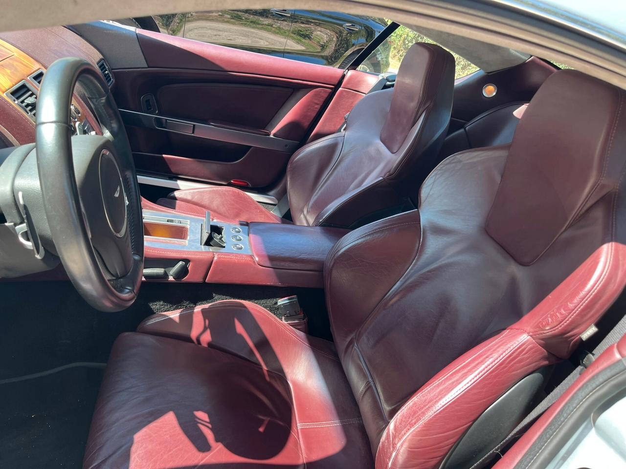 ASTON MARTIN DB9 Coupé Touchtronic