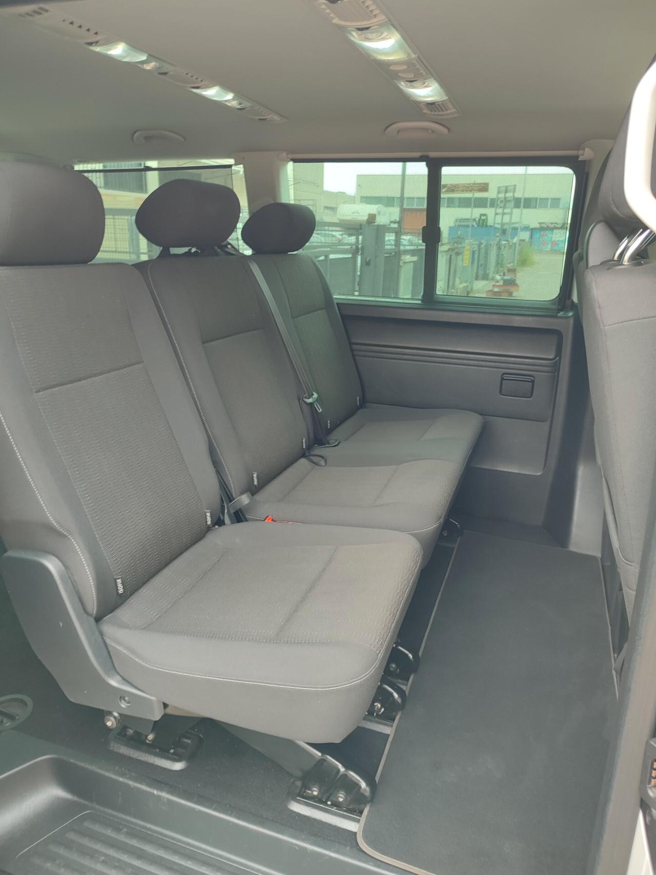 VOLKSWAGEN CARAVELLE 2017 DIESEL EURO6B 6POSTI GANCIO TRAINO