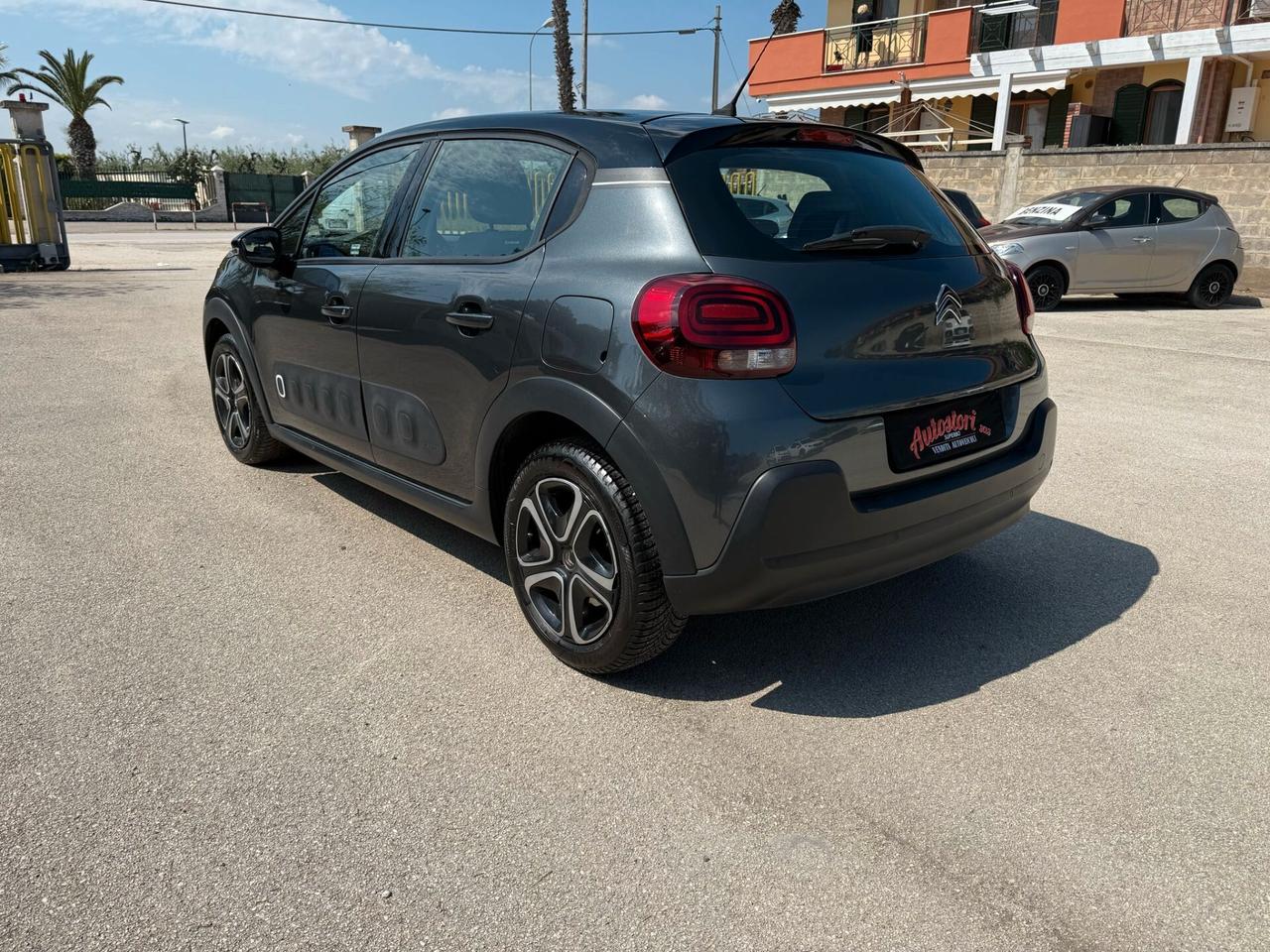 Citroen C3 PureTech 82 Shine - MOTORE NUOVO