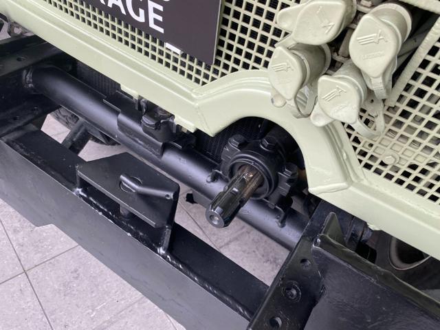 MERCEDES-BENZ AUTOCARRO RIBALTABILE TRILATERALE UNIMOG