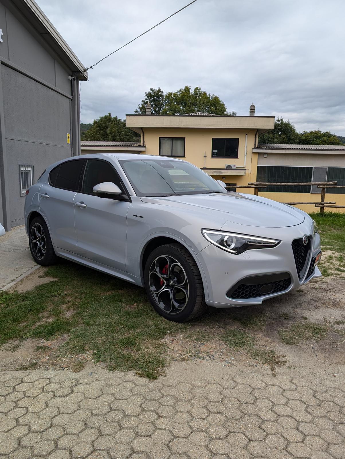 Alfa Romeo Stelvio 2.0 Turbo 280 CV AT8 Q4 Veloce