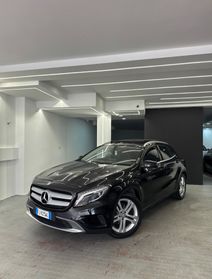 Mercedes-benz GLA 200 d Automatic Sport - Tetto