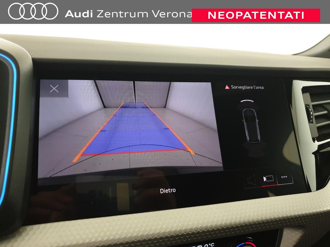 Allstreet 30TFSI 116CV S tronic Identity Contrast