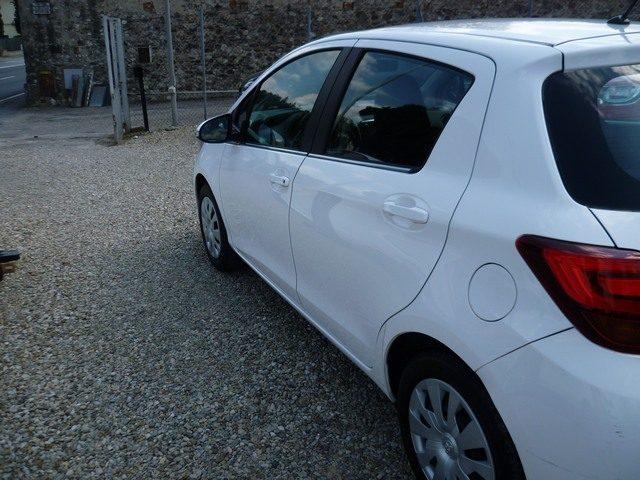 TOYOTA Yaris 1.3 5 porte Active Multidrive S
