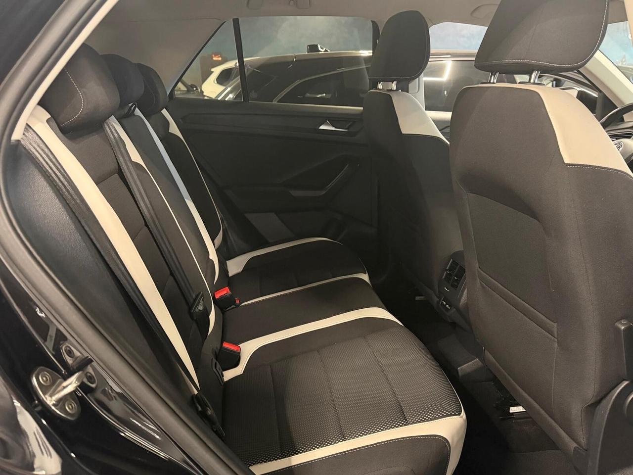 VOLKSWAGEN T-ROC 2.0 DSG 4MOTION 150CV PELLE NAVI CAM ANNO 2022