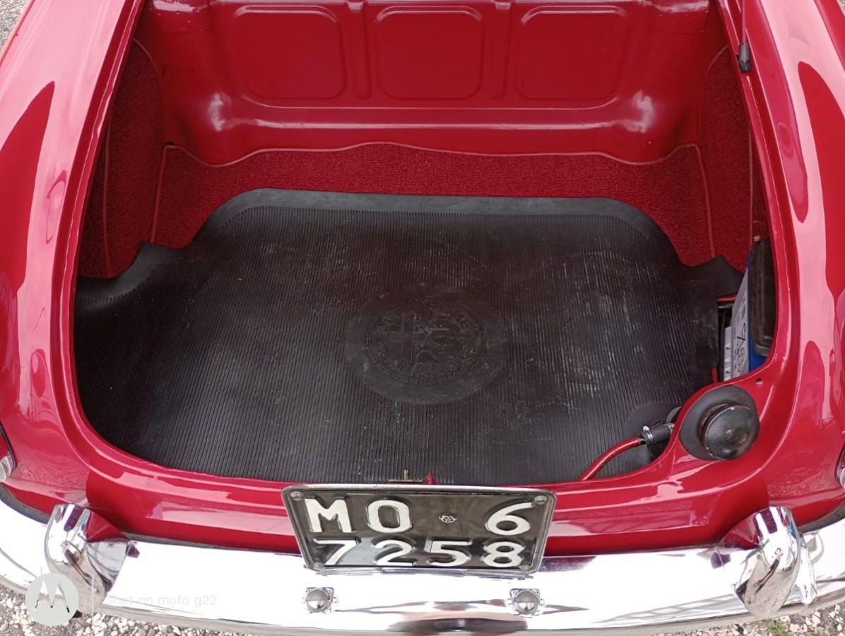 ALFA ROMEO - Giulietta Spider 1300