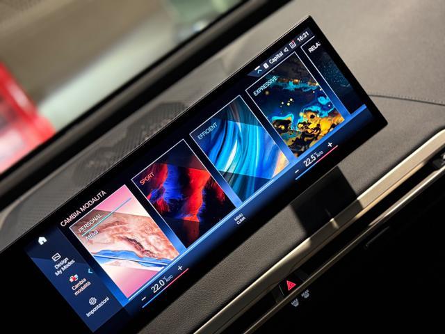 BMW iX xDrive 40 Pacchetto Sportivo