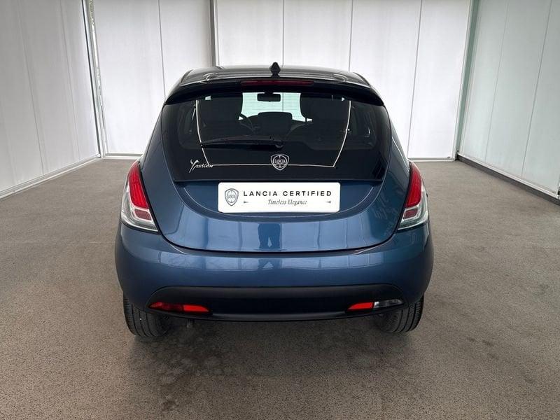 Lancia Ypsilon 1.0 FireFly 70cv Hybrid Silver Plus