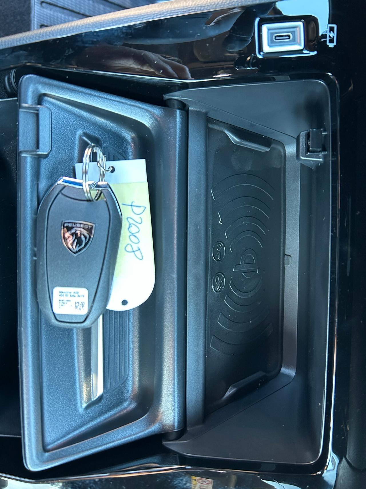 Peugeot 2008 PureTech 100 S&S Allure