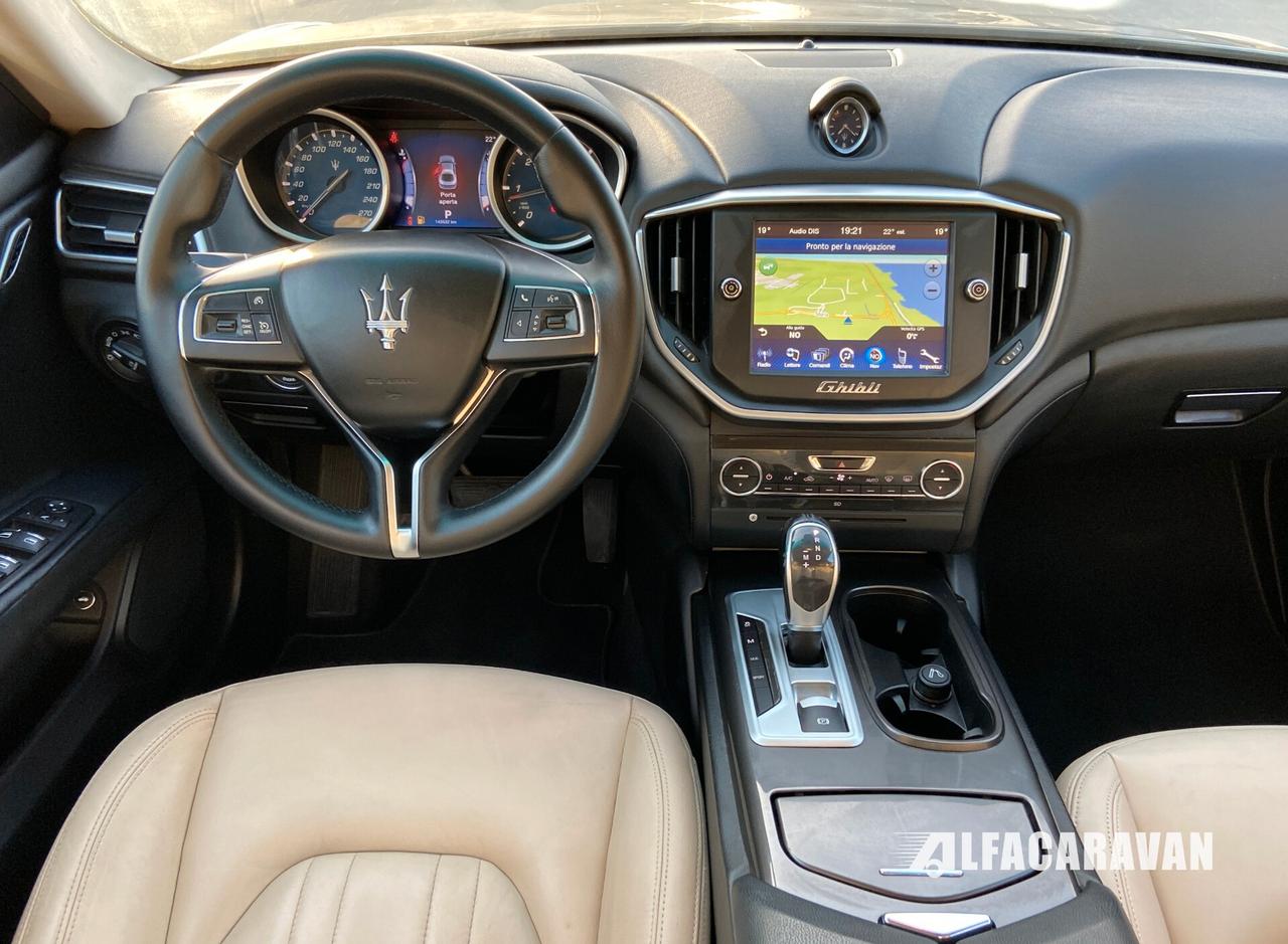 Maserati Ghibli 3.0 V6 ds 275cv auto