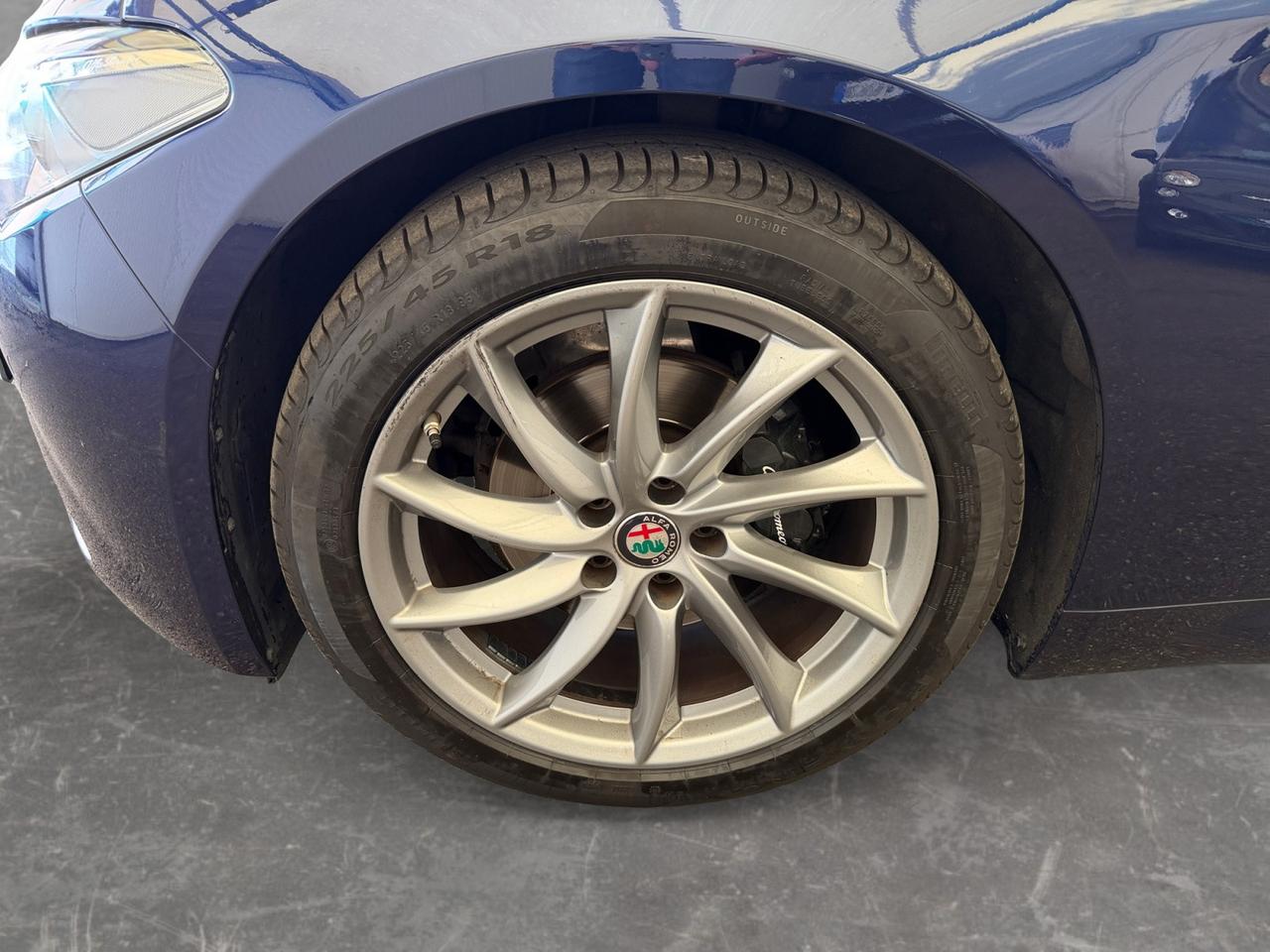 Alfa Romeo Giulia 2.2 t Sprint 160cv auto