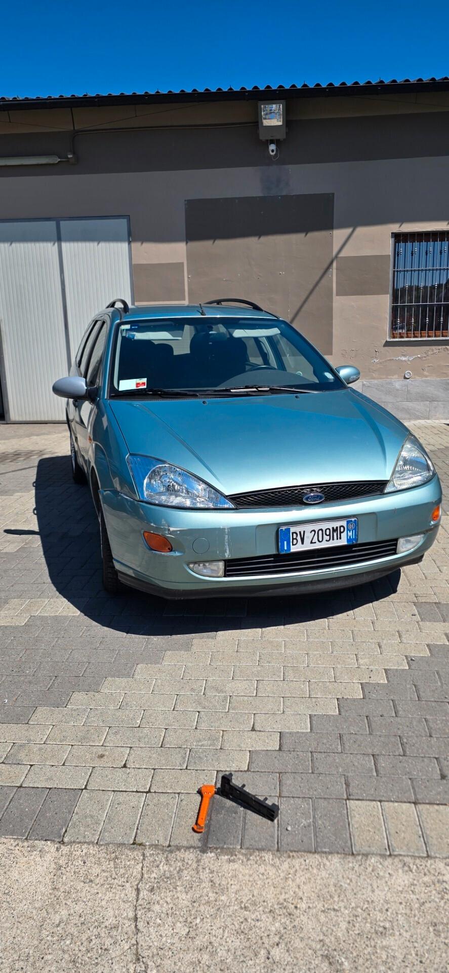 Ford Focus 1.6i 16V cat 5p. Ghia